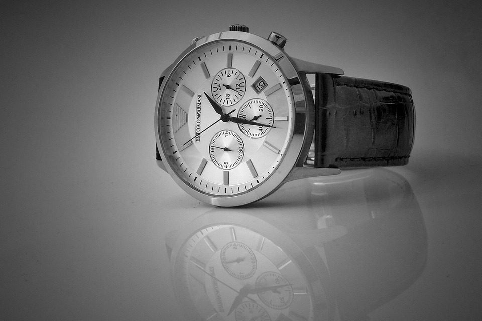 Elegant Fashion Accessories That Scream Luxury in 2025