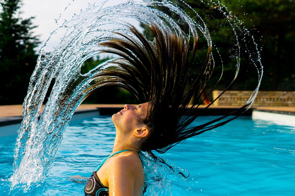 How to Stop Hair Fall Naturally